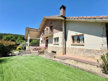 Casa chalet en Venta en Zuia