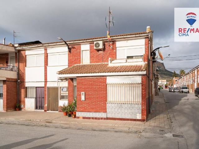 Casa chalet en Venta en Zújar