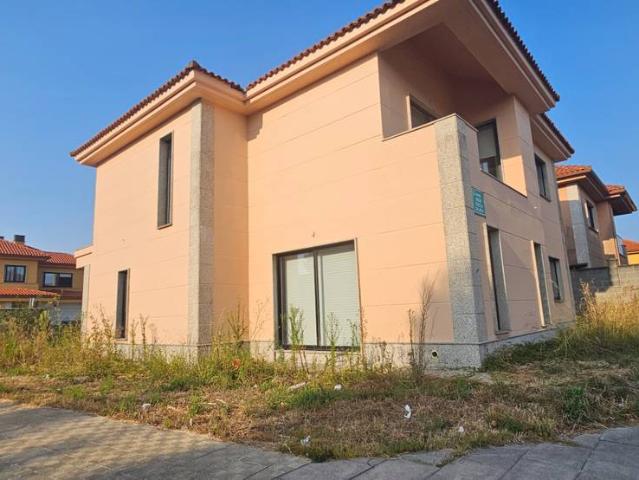 Casa chalet en Venta en A Malata Catabois Ciudad Jardín