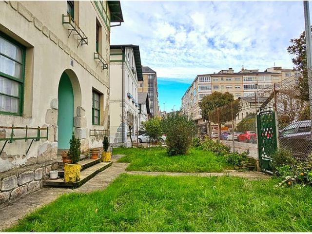 Casa chalet en Venta en A Milagrosa