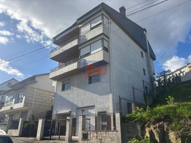 Casa chalet en Venta en A Carballeira