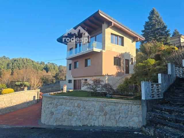 Casa chalet en Venta en A Cañiza
