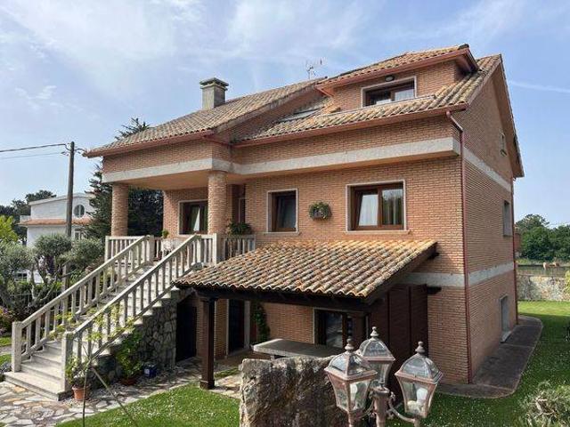 Casa chalet en Venta en A Guarda
