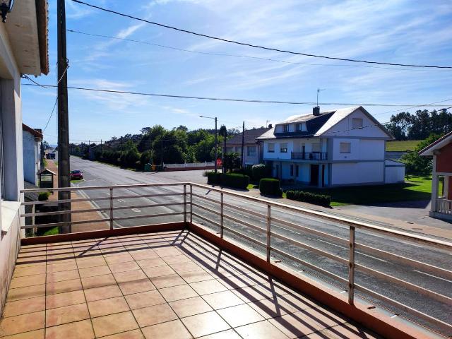 Casa chalet en Venta en A Laracha