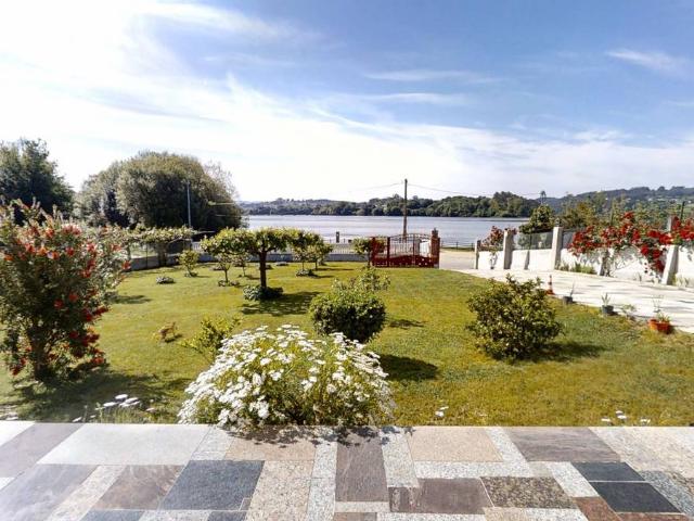 Casa chalet en Venta en Abegondo