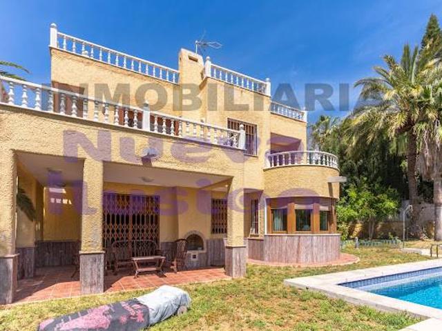 Casa chalet en Venta en Aguadulce Sur