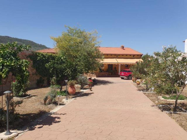 Casa chalet en Venta en Agudo
