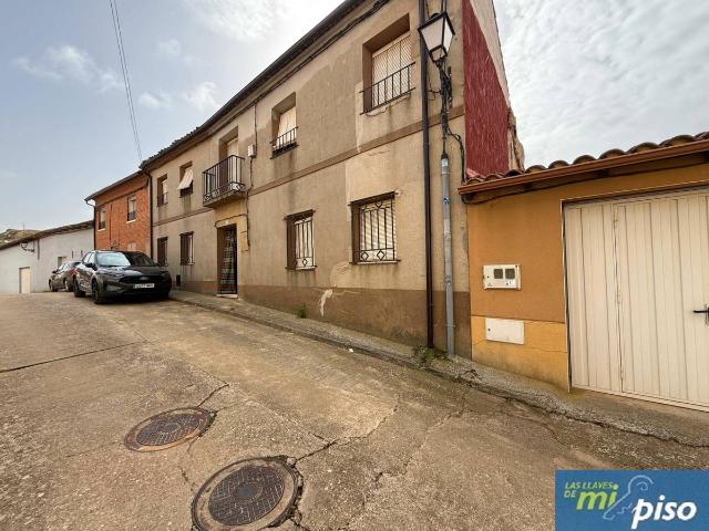 Casa chalet en Venta en Aguilar de Campos