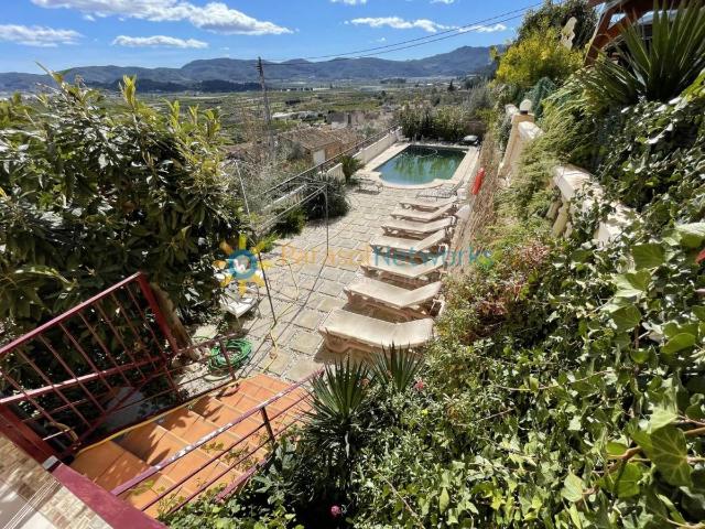 Casa chalet en Venta en Ador