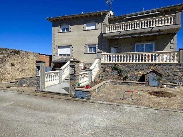Casa chalet en Venta en Aínsa Sobrarbe