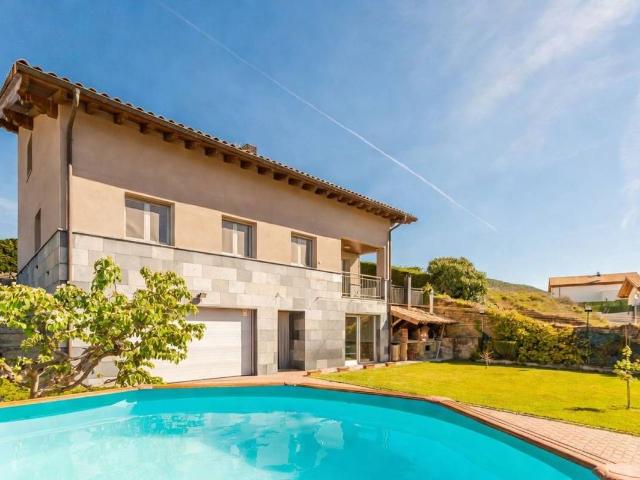Casa chalet en Venta en Aibar / Oibar