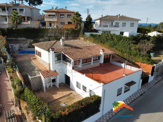 Casa chalet en Venta en Aiguaviva Parc