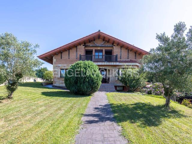 Casa chalet en Venta en Ajo