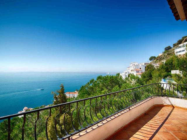 Casa chalet en Venta en Almadrava Canyelles Puig Rom