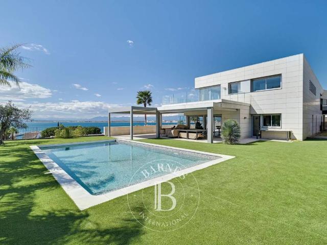 Casa chalet en Venta en Almadrava Canyelles Puig Rom