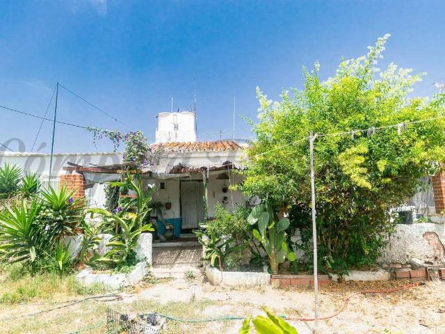 Casa chalet en Venta en Almayate