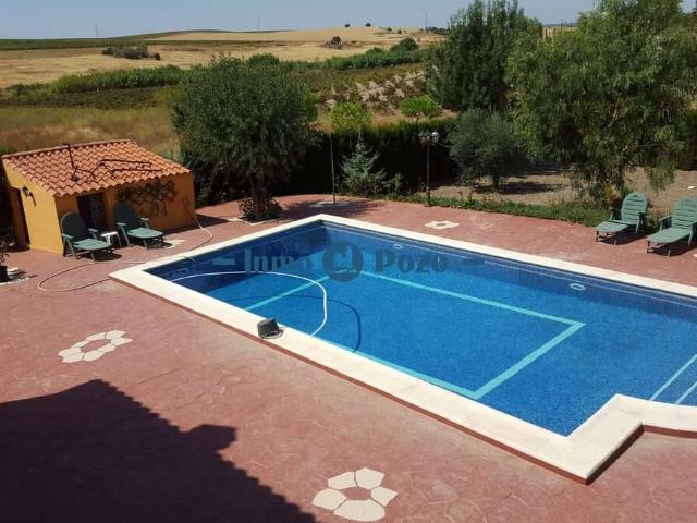 Casa chalet en Venta en Almendralejo