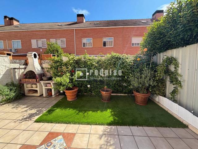 Casa chalet en Venta en Alovera