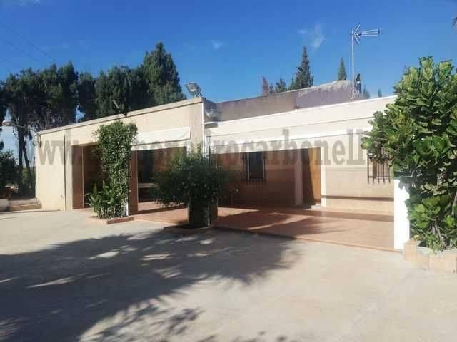 Casa chalet en Venta en Albatera