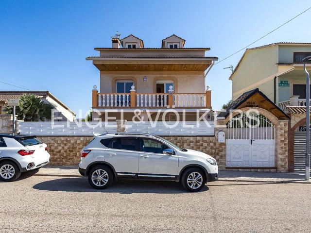 Casa chalet en Venta en Albinyana