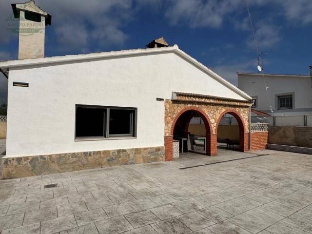 Casa chalet en Venta en Albinyana