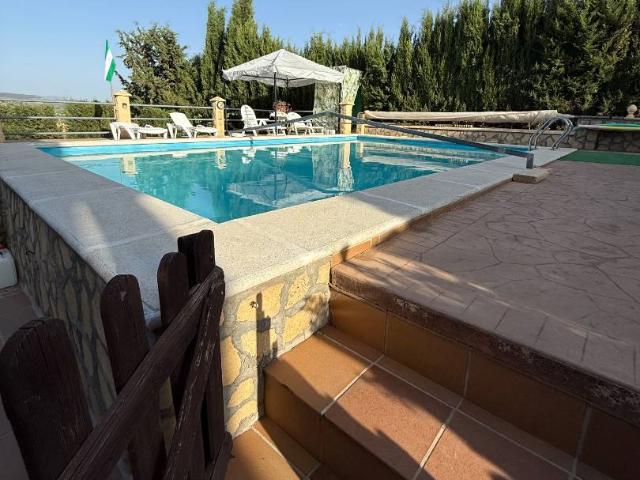 Casa chalet en Venta en Alcalá la Real