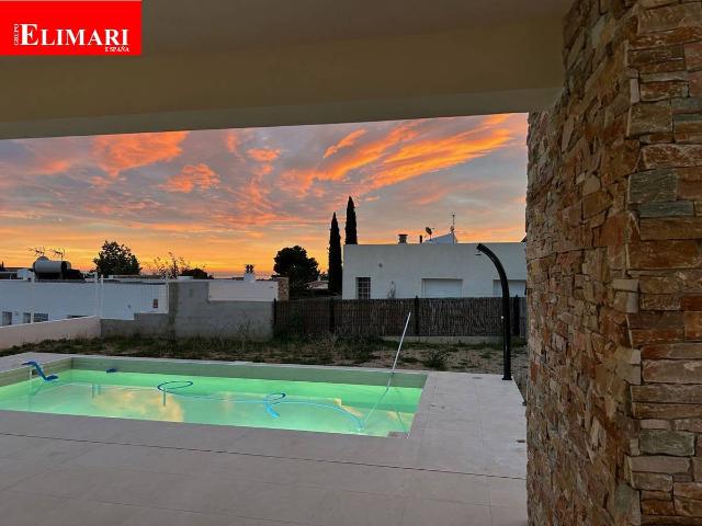 Casa chalet en Venta en Alcanar