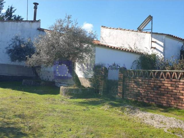 Casa chalet en Venta en Alcántara