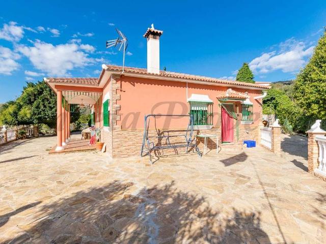 Casa chalet en Venta en Alcaucín