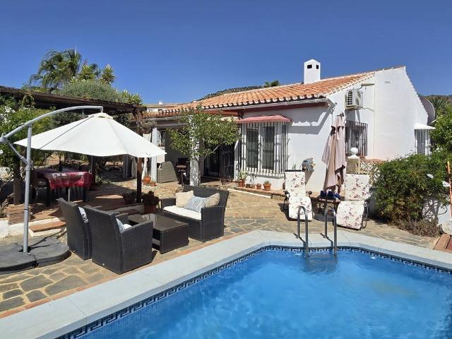 Casa chalet en Venta en Alcaucín