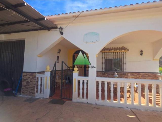 Casa chalet en Venta en Alcaucín