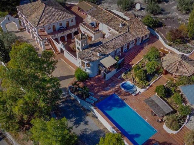 Casa chalet en Venta en Alcaudete