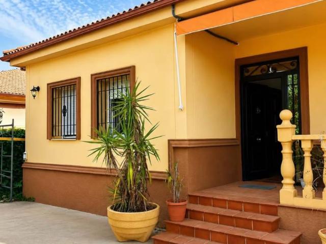 Casa chalet en Venta en Alcolea