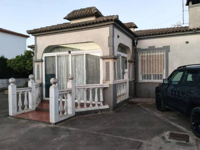 Casa chalet en Venta en Alcolea