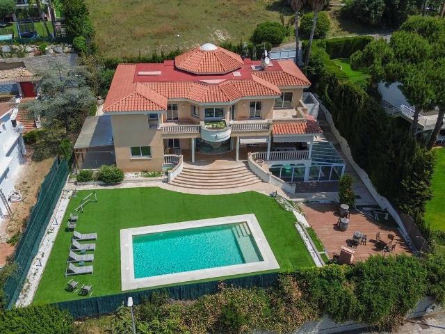 Casa chalet en Venta en Alella