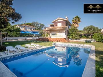 Casa chalet en Venta en Alella