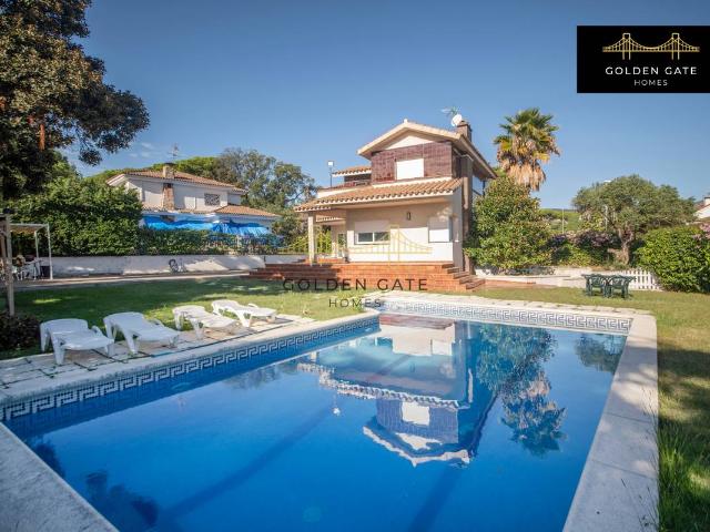 Casa chalet en Venta en Alella