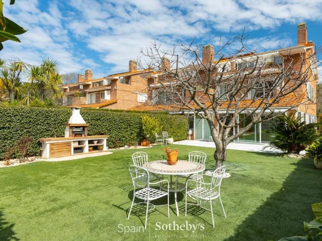 Casa chalet en Venta en Alella