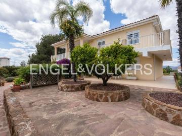 Casa chalet en Venta en Alfarb