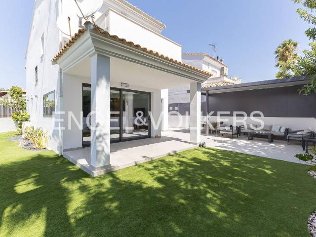 Casa chalet en Venta en Alfinach Los Monasterios