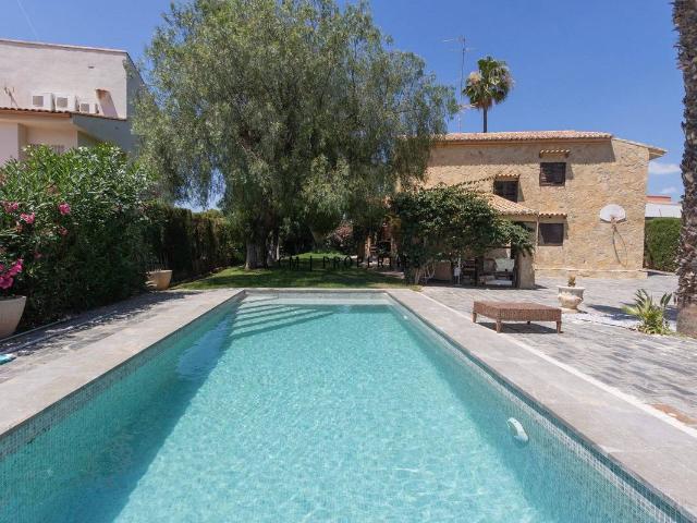 Casa chalet en Venta en Alfinach Los Monasterios