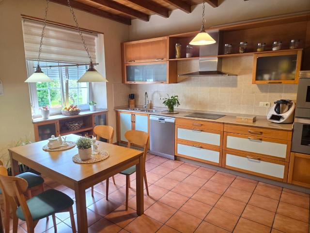 Casa adosada en Venta en Alfoz