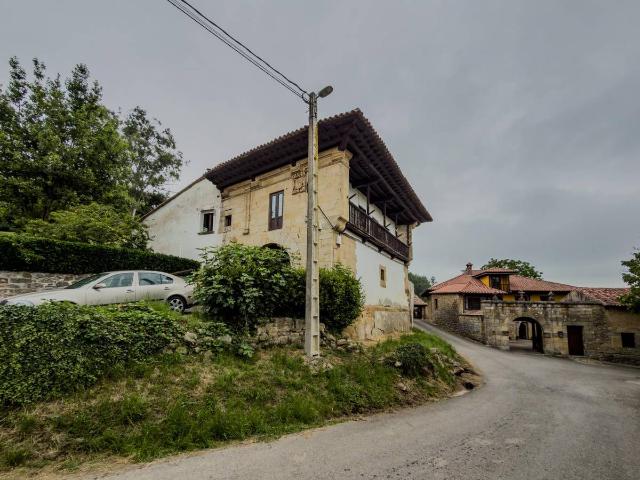Casa chalet en Venta en Alfoz de Lloredo