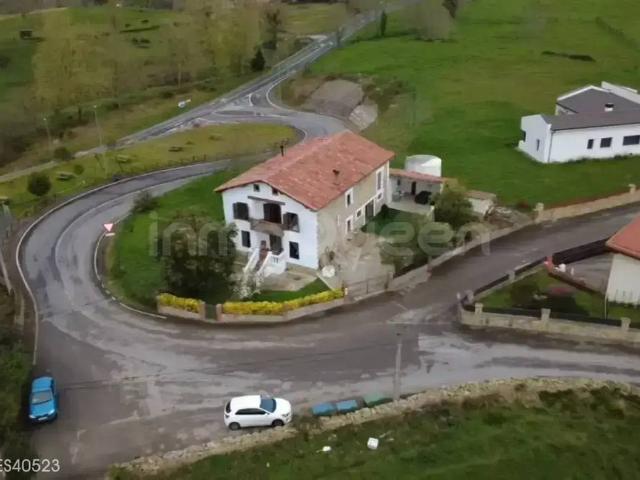 Casa chalet en Venta en Alfoz de Lloredo