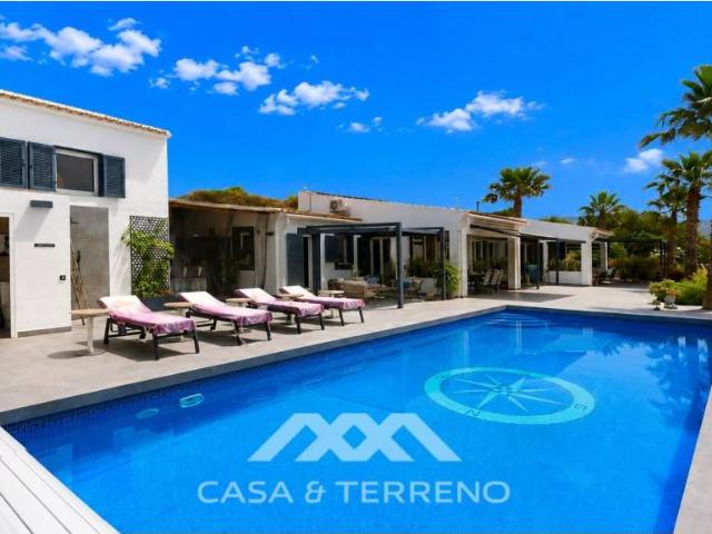 Casa chalet en Venta en Algarrobo pueblo