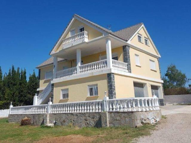 Casa chalet en Venta en Alginet