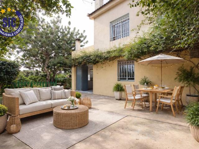 Casa chalet en Venta en Alginet