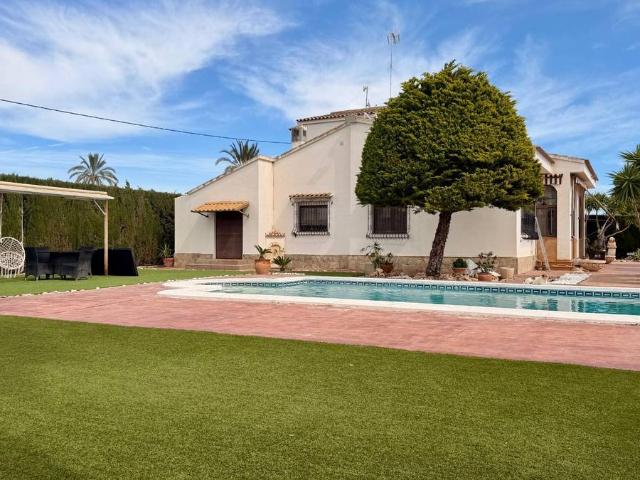 Casa chalet en Venta en Algorós El Derramador