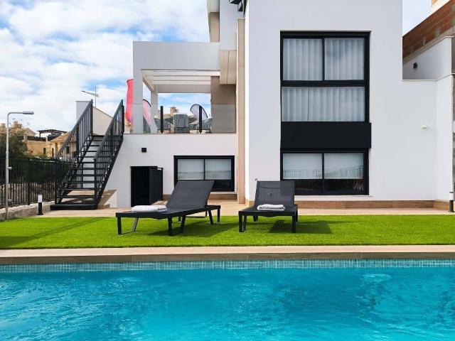 Casa chalet en Venta en Algorfa