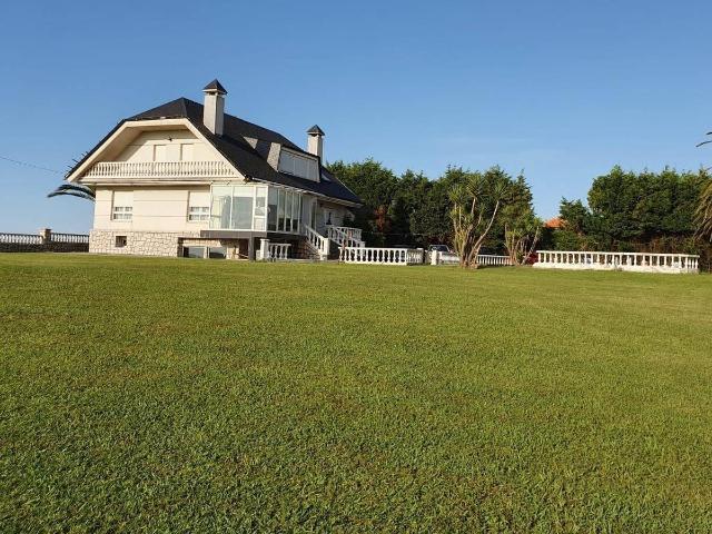 Casa chalet en Venta en Alisal San Román